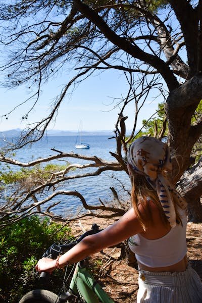 Porquerolles : explorer l'île à vélo ou à pied en toute liberté